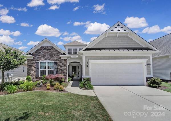 8084 Crater Lake DR, Fort Mill, SC 29707