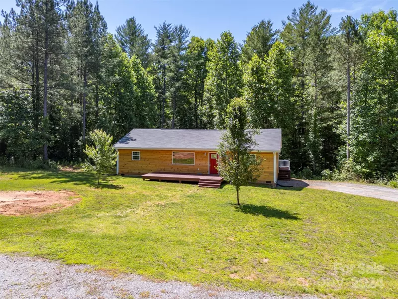 445 Farmer Johns TRL, Rutherfordton, NC 28139