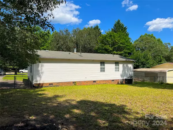 Maiden, NC 28650,3781 Lee Moore RD