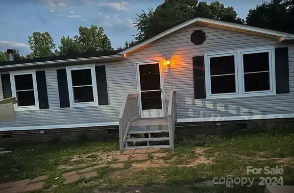 1770 Dark Corner RD, Rutherfordton, NC 28139