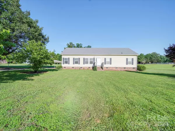 4486 Old Davis RD, Norwood, NC 28128