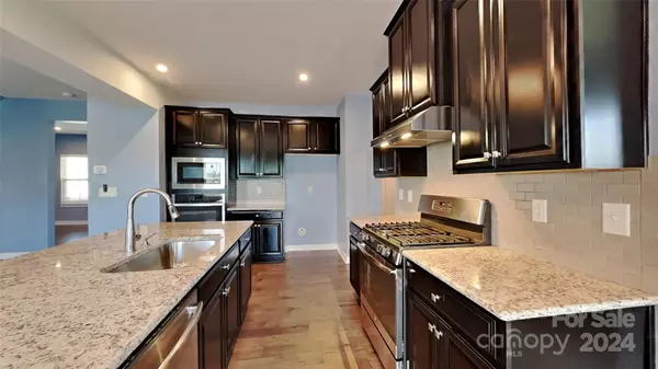 Concord, NC 28025,1512 Van Buren AVE SW