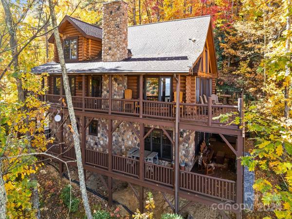 83 Sedi TRL, Maggie Valley, NC 28751