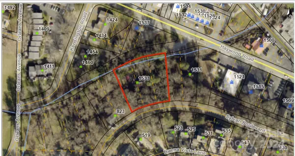 1533 Haywood RD, Hendersonville, NC 28791