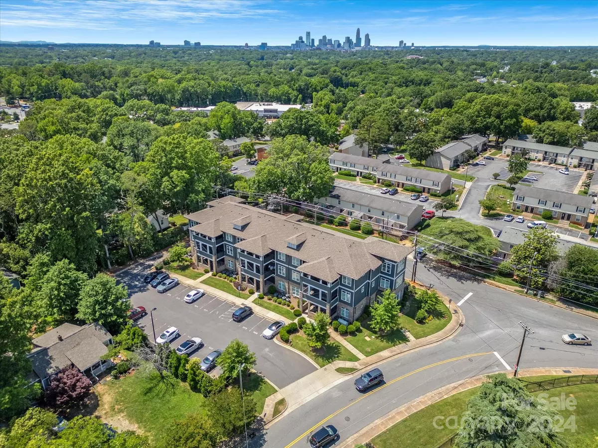 Charlotte, NC 28211,935 Mcalway RD #202