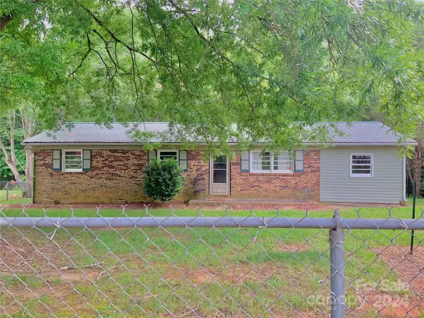 Gastonia, NC 28052,3227 Brandywine DR