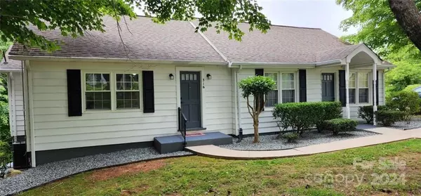 316 2nd ST W, Denton, NC 27239