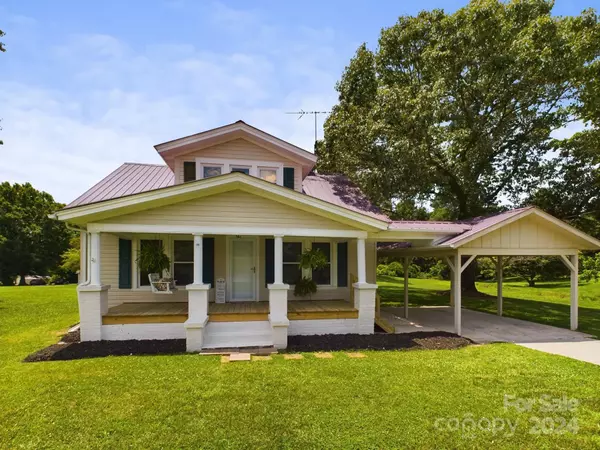 Taylorsville, NC 28681,136 Cole Campbell RD