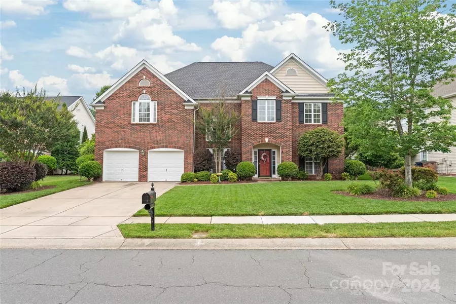 1118 Cooper LN, Indian Trail, NC 28079