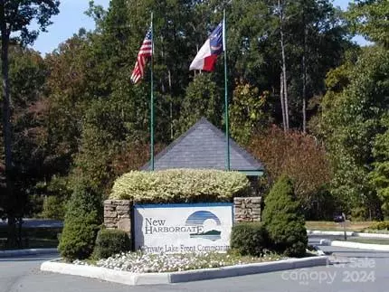 238 Potters LNDG, Denton, NC 27239