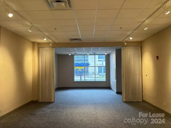 Asheville, NC 28801,101 Patton AVE