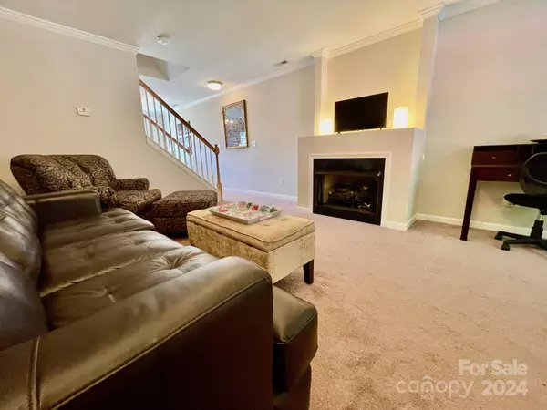 Asheville, NC 28803,212 Alpine Ridge DR