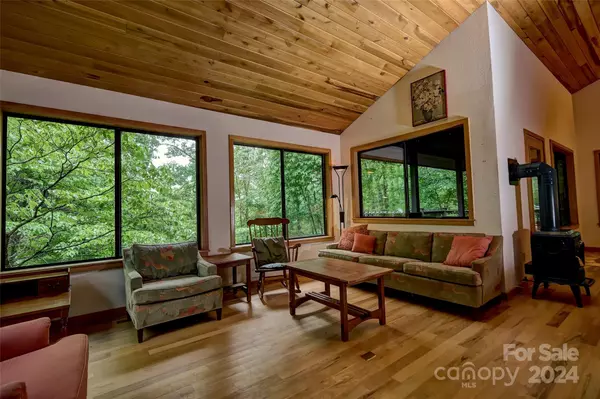 Bryson City, NC 28713,744 Mountain DR