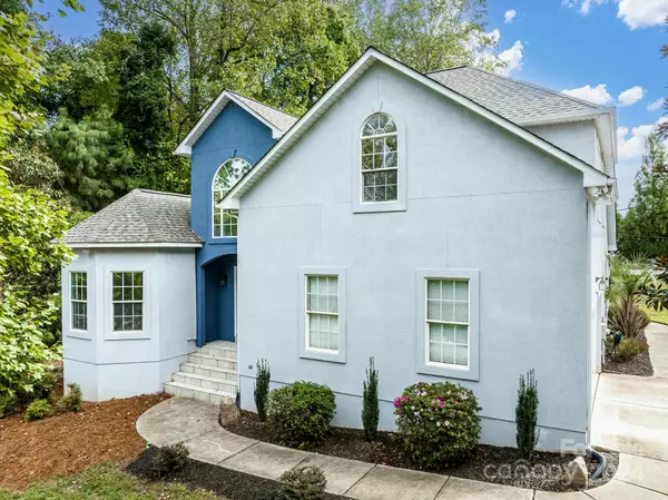 Mooresville, NC 28117,104 Grand Bay DR