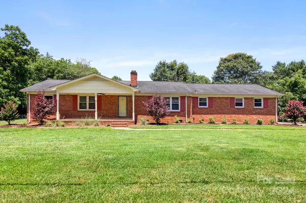 2412 Bramblewood DR, Shelby, NC 28152