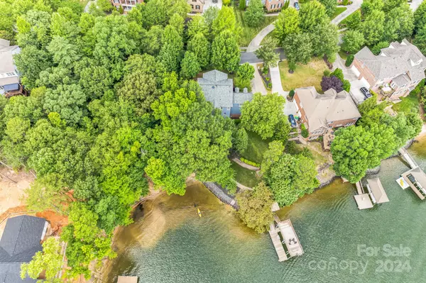 Tega Cay, SC 29708,936 Rocky Point LN