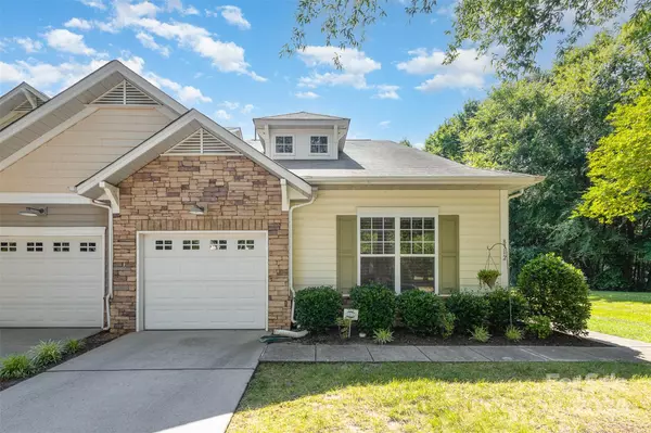 Charlotte, NC 28269,8312 Brookings DR #1