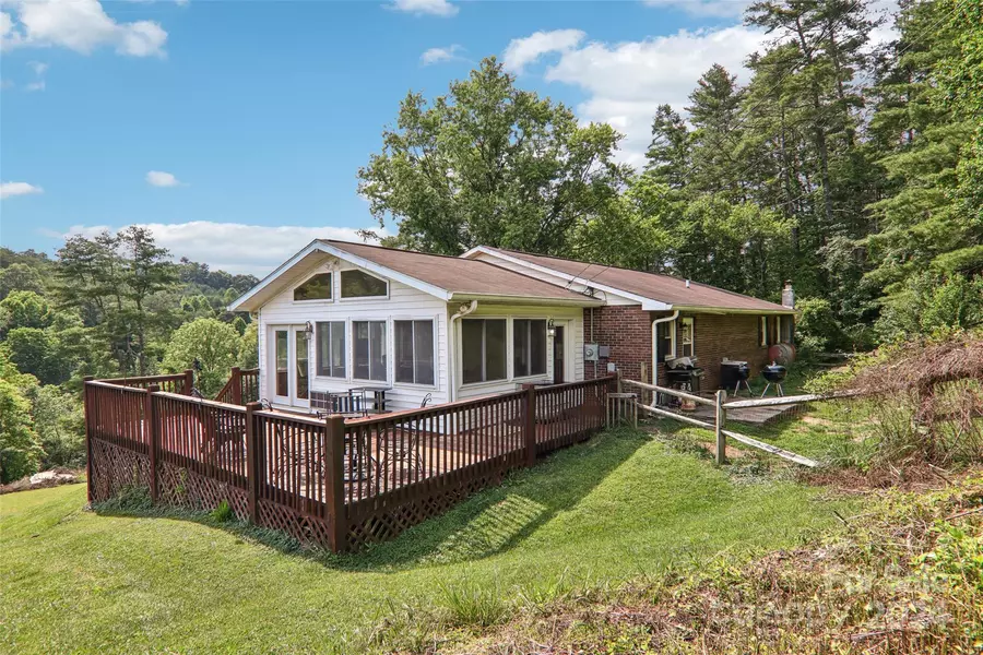 270 Hobson Branch RD, Weaverville, NC 28787