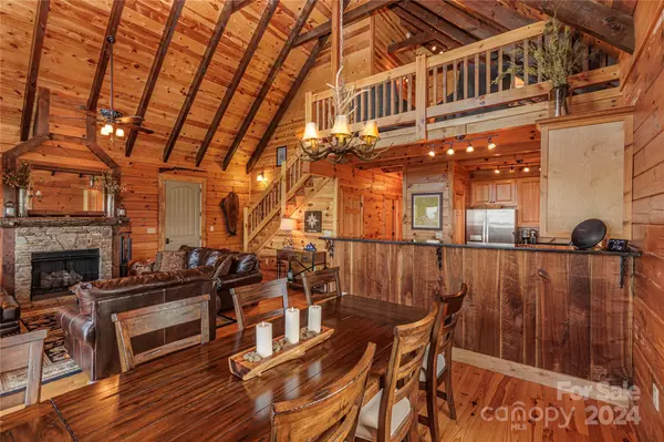 Bryson City, NC 28713,2671 Alarka Highlands DR #9