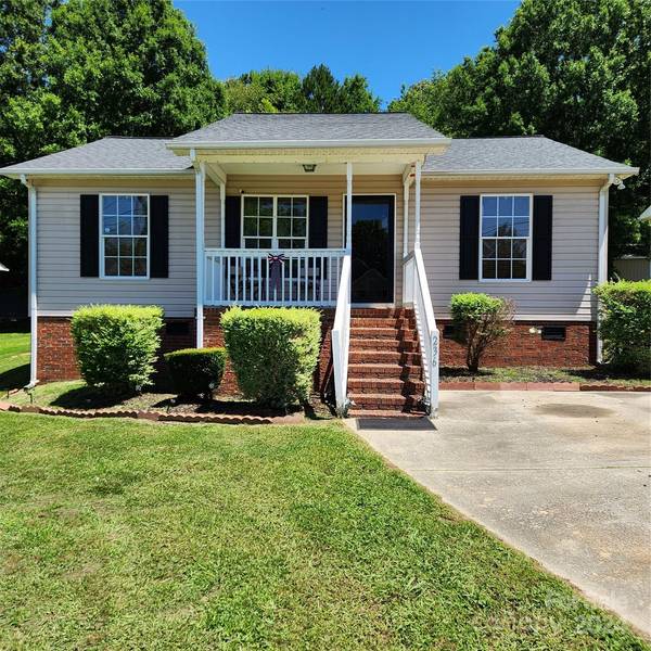 236 Kimball ST, Kannapolis, NC 28081