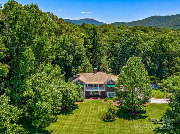 15 Stuyvesant RD, Biltmore Forest, NC 28803