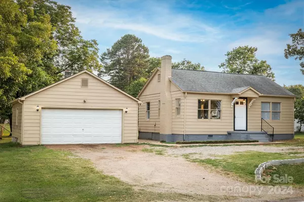 Newton, NC 28658,2141 Dove ST