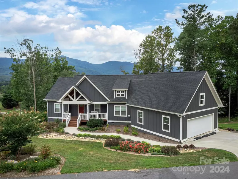 116 Whispering Wind DR, Black Mountain, NC 28711