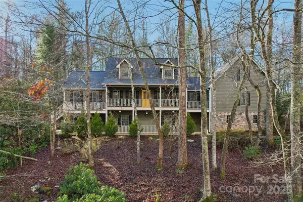 5 Cobble Hill RD, Fairview, NC 28730