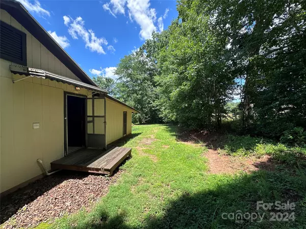 Connelly Springs, NC 28612,6639 Island Creek AVE