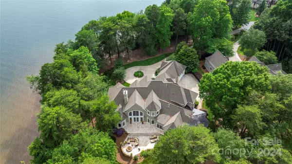 Denver, NC 28037,3898 Channel Point LN