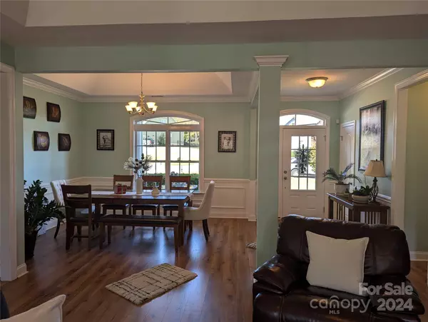 Denver, NC 28037,6954 Pin Oaks DR