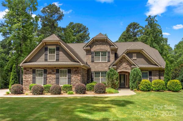 4933 River Oaks RD, Lake Wylie, SC 29710