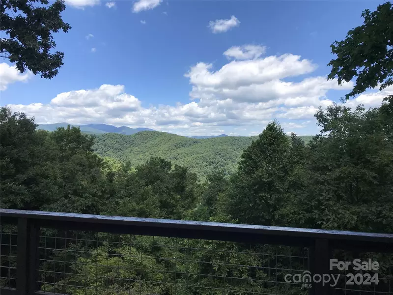 1585 High Rock Acres RD, Black Mountain, NC 28711