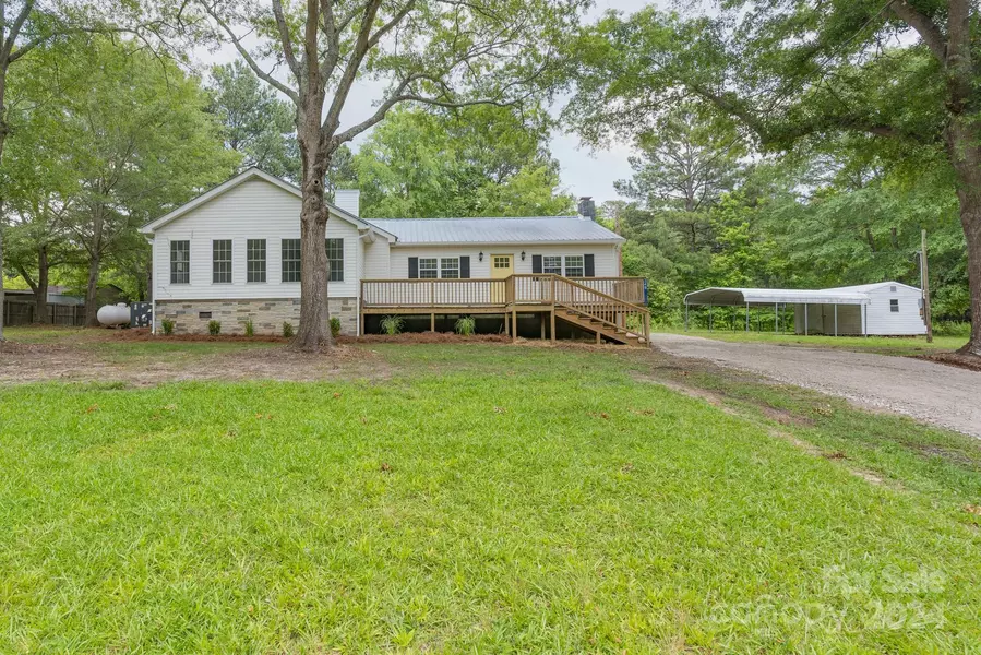 348 Reservation RD, Catawba, SC 29704