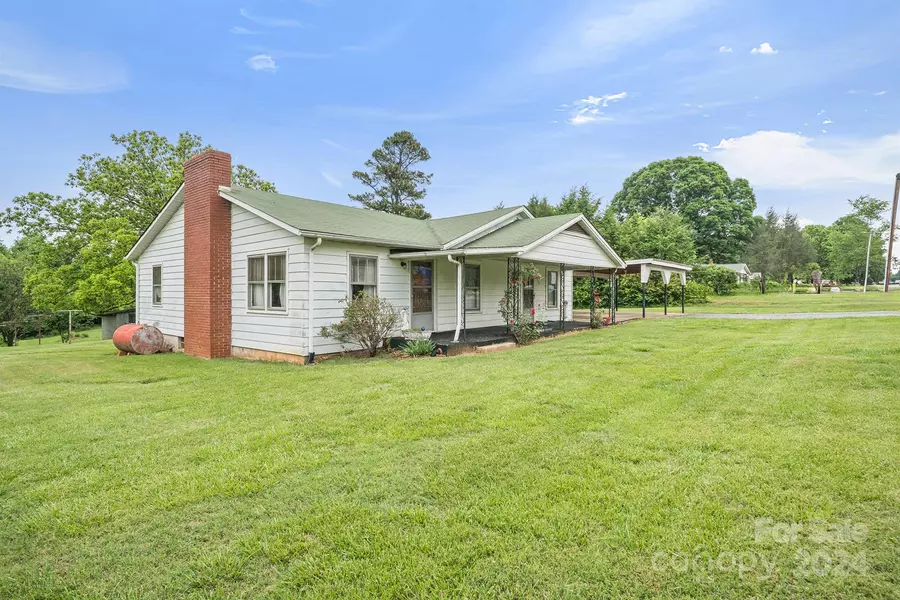 7466 W Nc 10 HWY, Vale, NC 28168