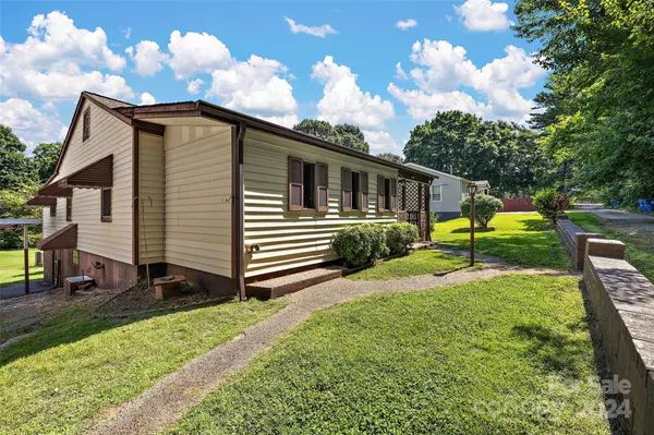 Conover, NC 28613,3247 2nd Avenue CT SE #15