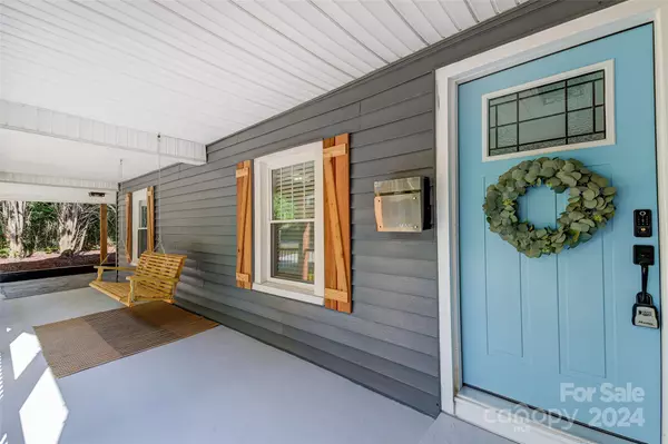 Stanley, NC 28164,123 W Church ST