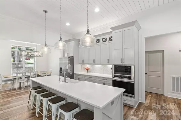 Lincolnton, NC 28092,2666 Lee Lawing RD