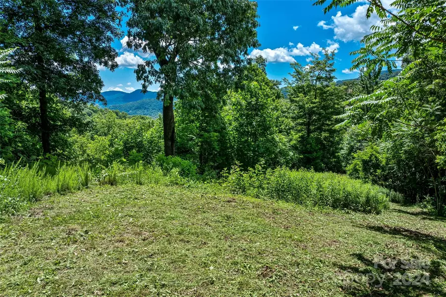 TBD Kestrel LN #T-75, Black Mountain, NC 28711