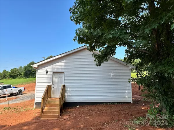 Morganton, NC 28655,503 Hopewell RD