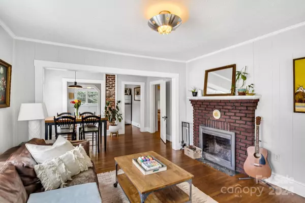 Asheville, NC 28806,56 Madeline AVE