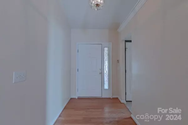 Kannapolis, NC 28083,2466 Saguaro LN