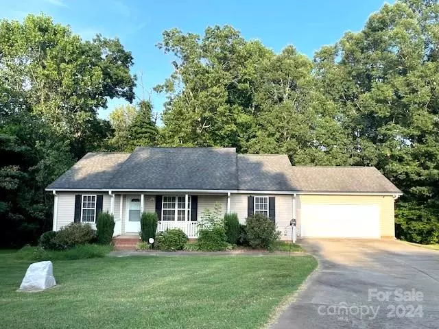 164 Basset CIR, Salisbury, NC 28146