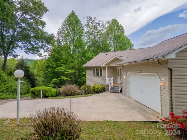 Franklin, NC 28734,132 Mountain CIR