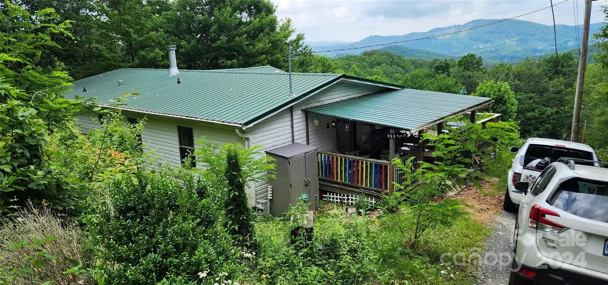 Newland, NC 28657,336 Farview LN #20