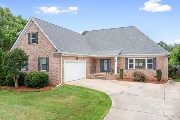 116 Palos Verde DR, Mooresville, NC 28117