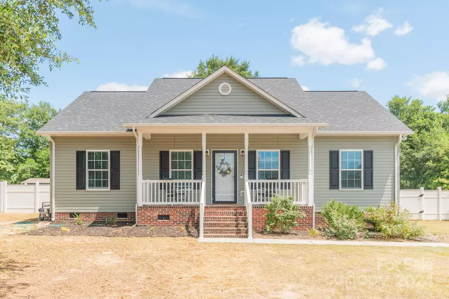 314 Cato Heights RD, Pageland, SC 29728