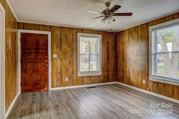 Kings Mountain, NC 28086,29 Bennett DR