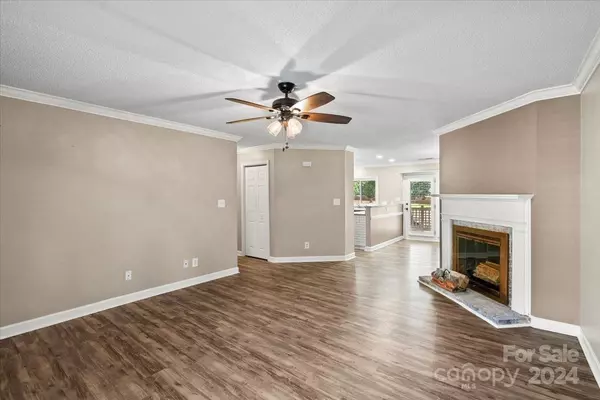 Gastonia, NC 28054,1769 Robinwood RD