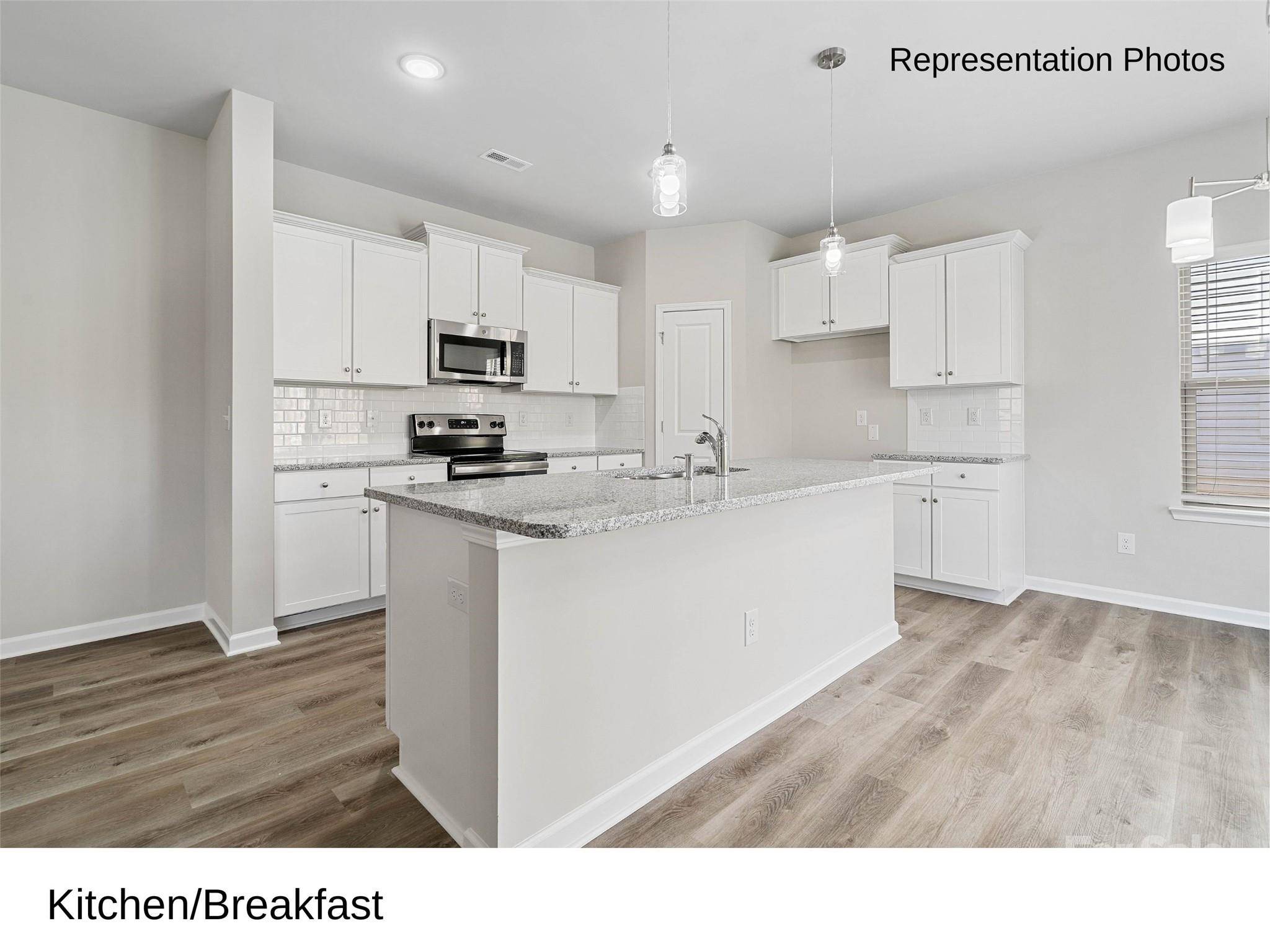 Charlotte, NC 28215,8108 Stonemere LN